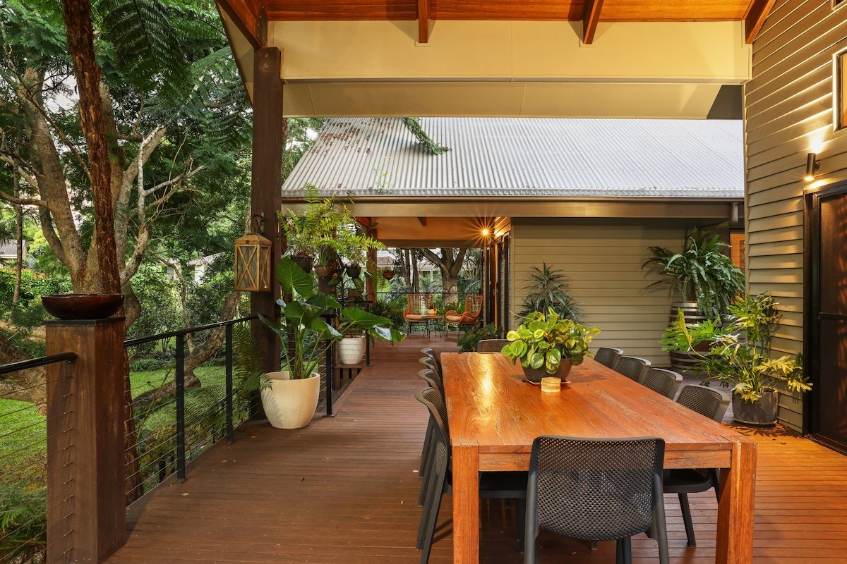 The Flaxton Treehouse gallery image 5