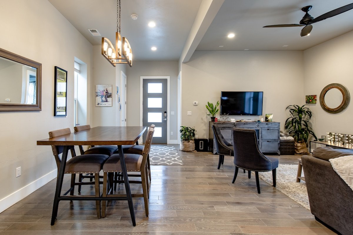 Inviting space for groups in the heart of LoHi! gallery image 3