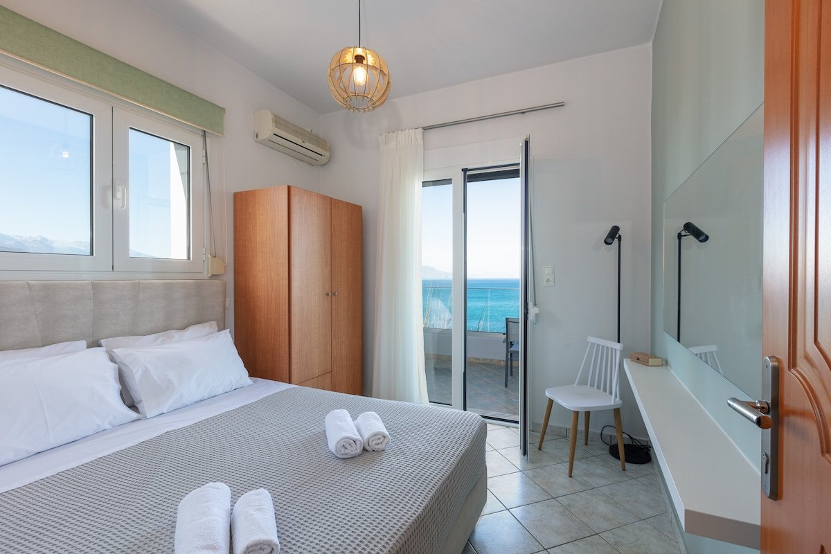 Pietra Di Mare – 5 Bedroom Apartment Complex gallery image 5