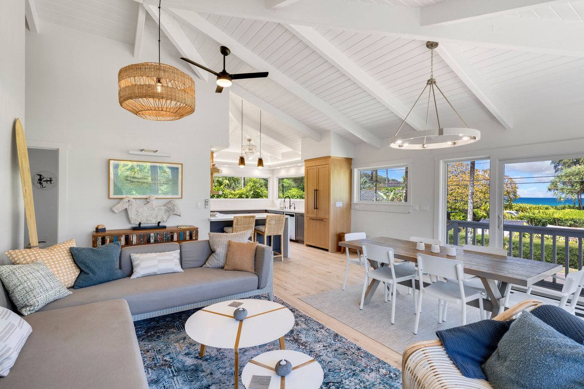 Remodeled! Modern 3BR in Hanalei- Hot tub, bikes &