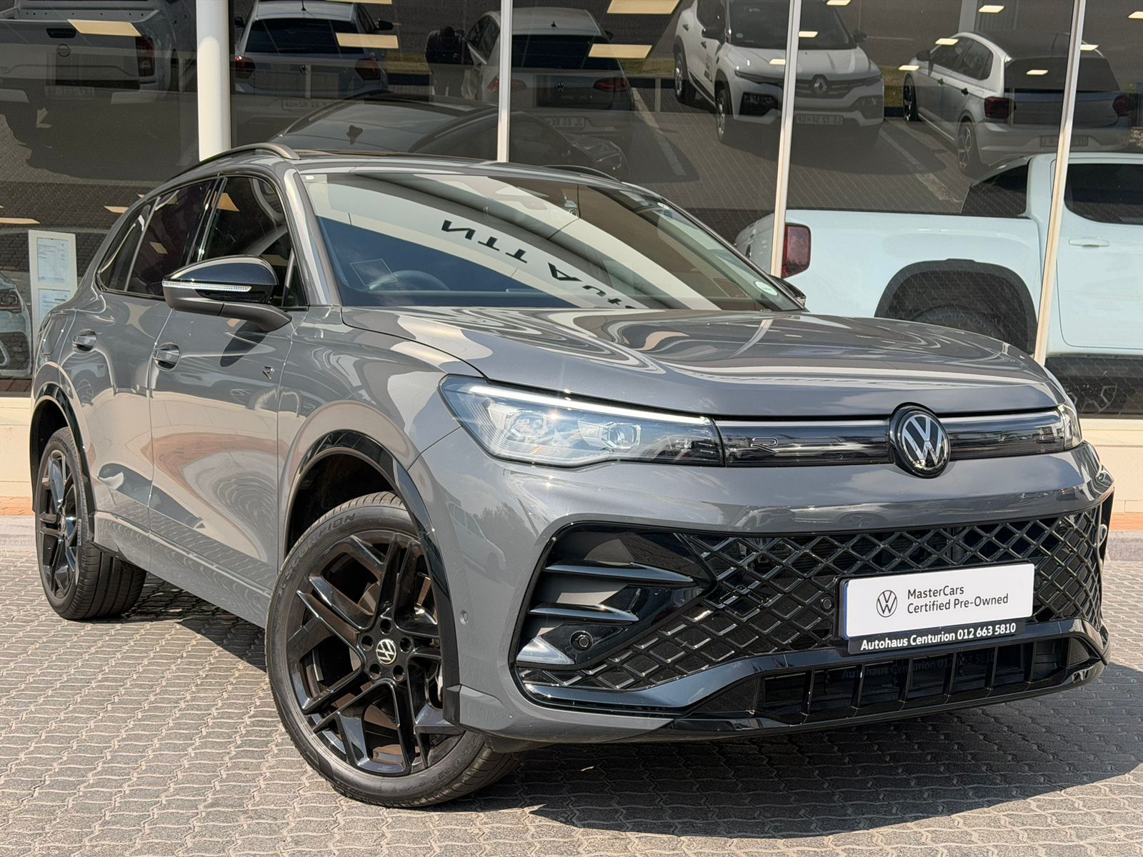 VOLKSWAGEN TIGUAN 2.0 TDI R-LINE 4M DSG for Sale in South Africa