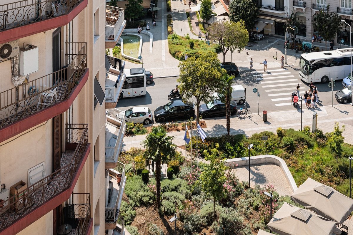 Elysium- White Tower gallery image 2