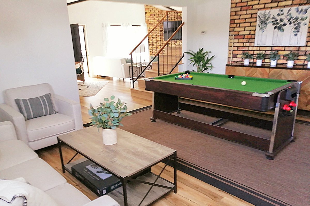 Big, Bright Beach City Home – 3 mi from the Ocean