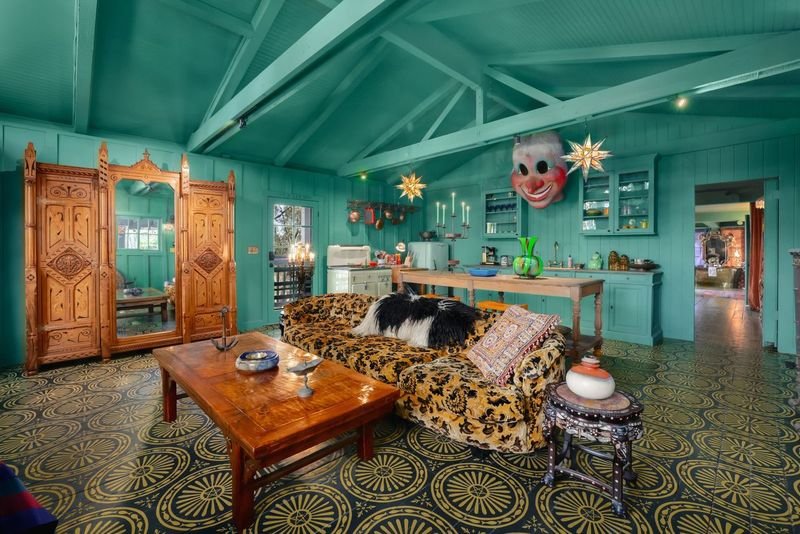 The Farmhouse with Cedar Hot Tub gallery image 4