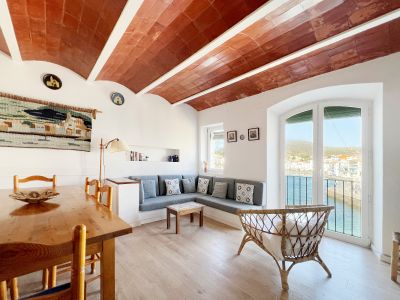 Traditional Front Sea View Cadaqués