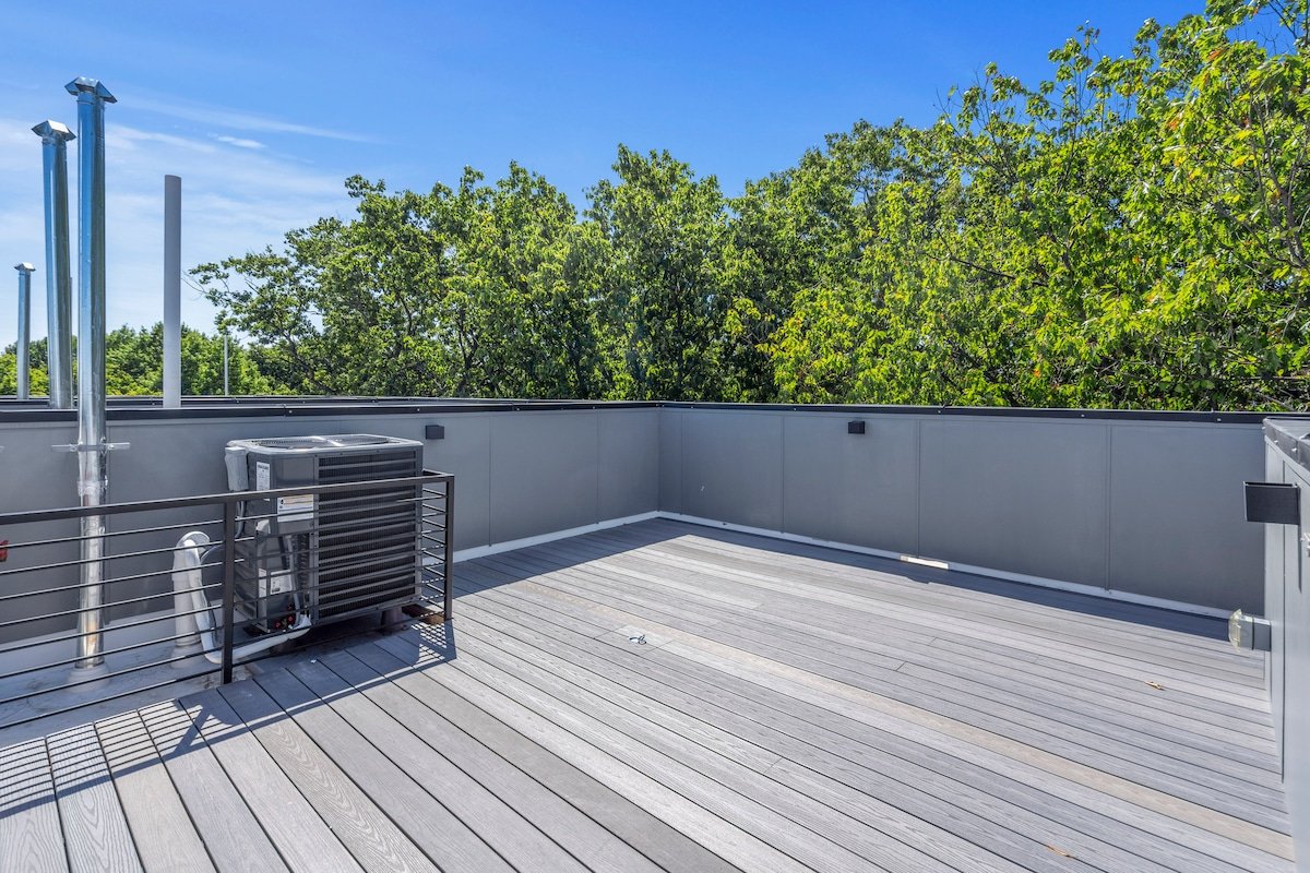 Townhouse at Capitol Hill 4 w/Rooftop Discount gallery image 3
