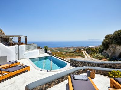 104. Cactus | Executive 3-Bedroom Villa with Pool