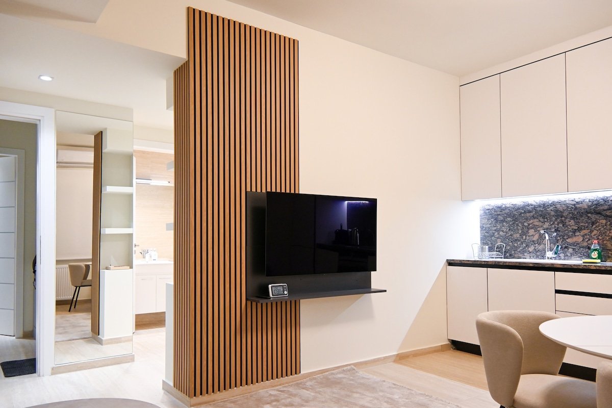 Spacious Luxury ,2 Connecting Apartments gallery image 4