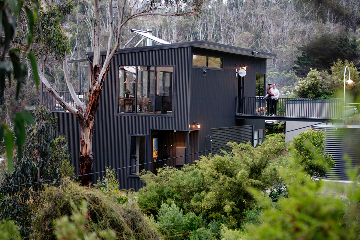 Months and Seasons – Beach House – Stunning Views