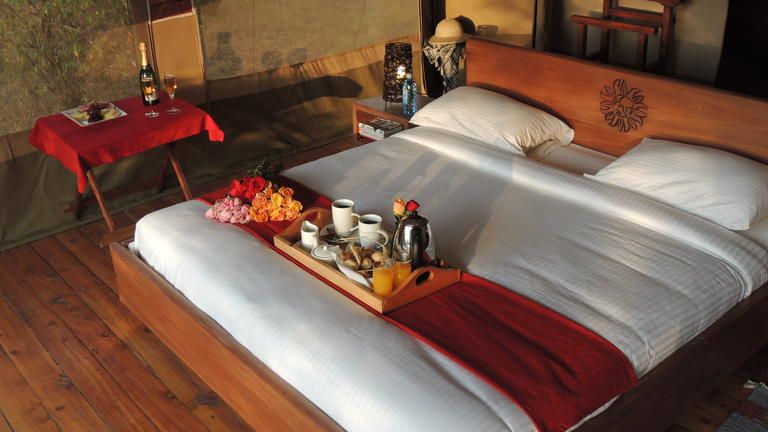 Loyk Mara Camp Honey Moon Suite