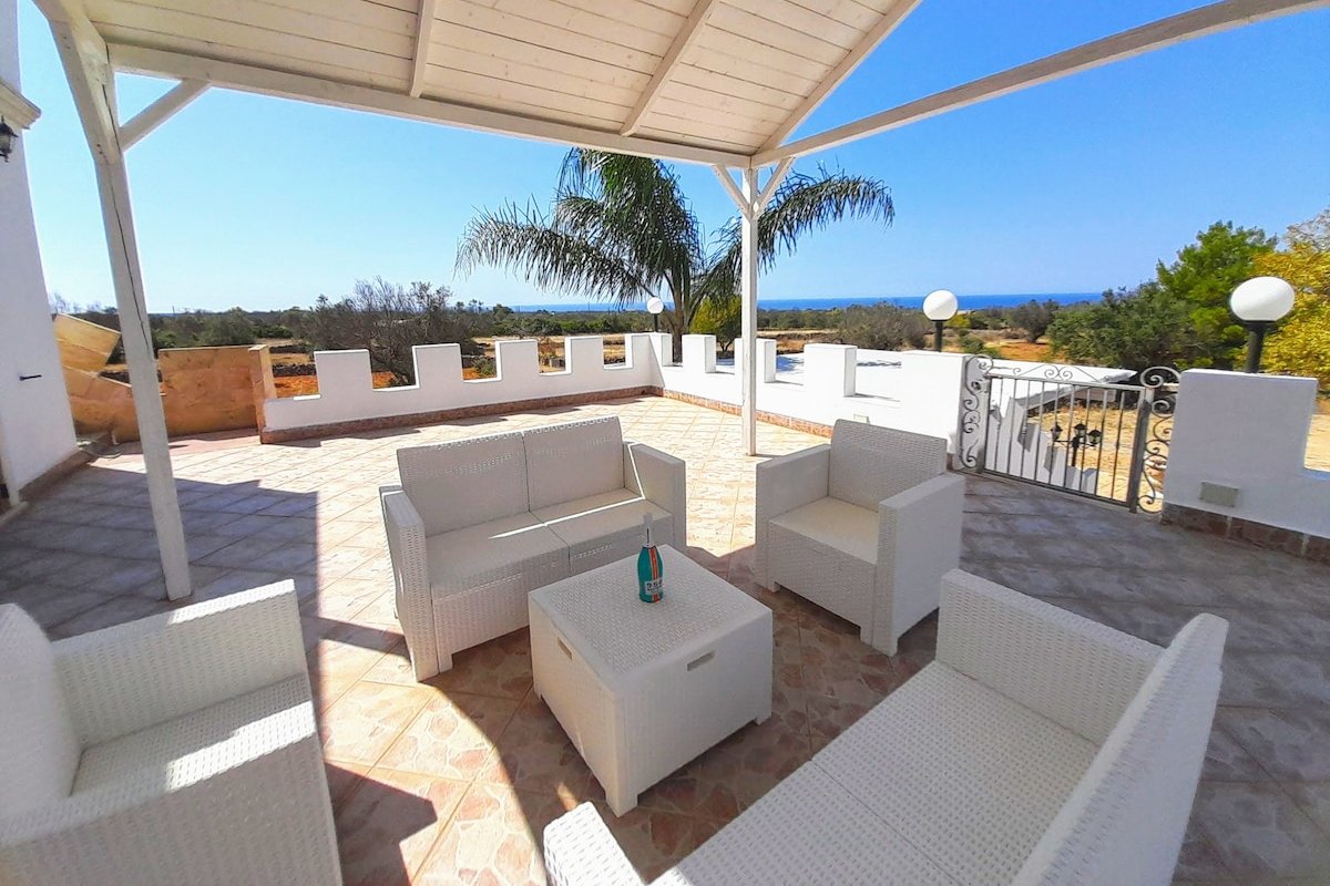 VILLA con Trullo Vista Mare e Piscina Esclusiva gallery image 4