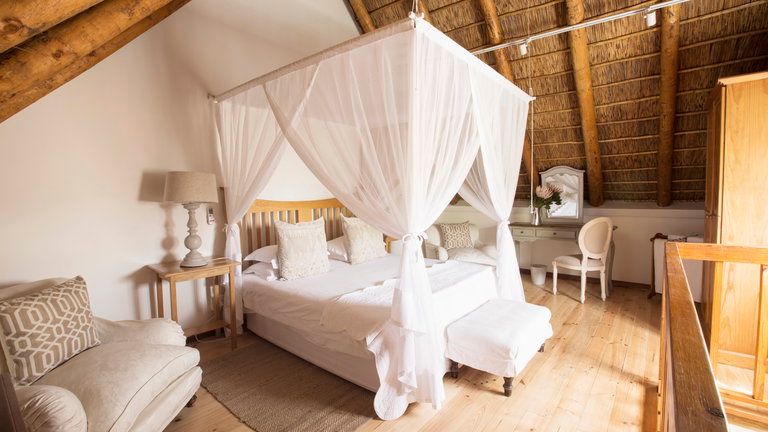 Klein Waterval Riverside Lodge Suite (Thatched)