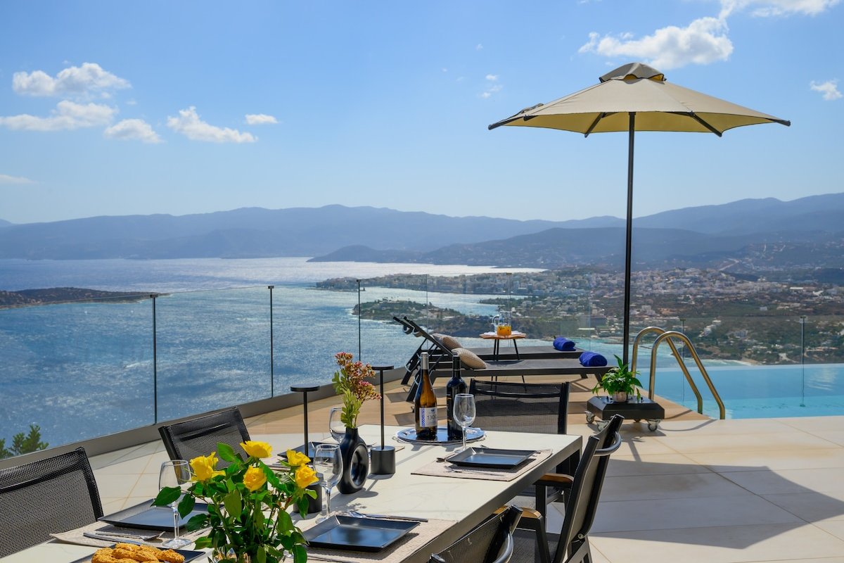 Majestic View Villa 1 – sea views and heated pool gallery image 4