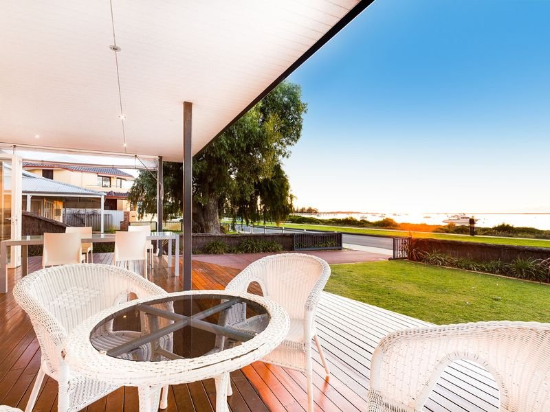 Beachfront Luxury – Starfish (Ground level Condo)