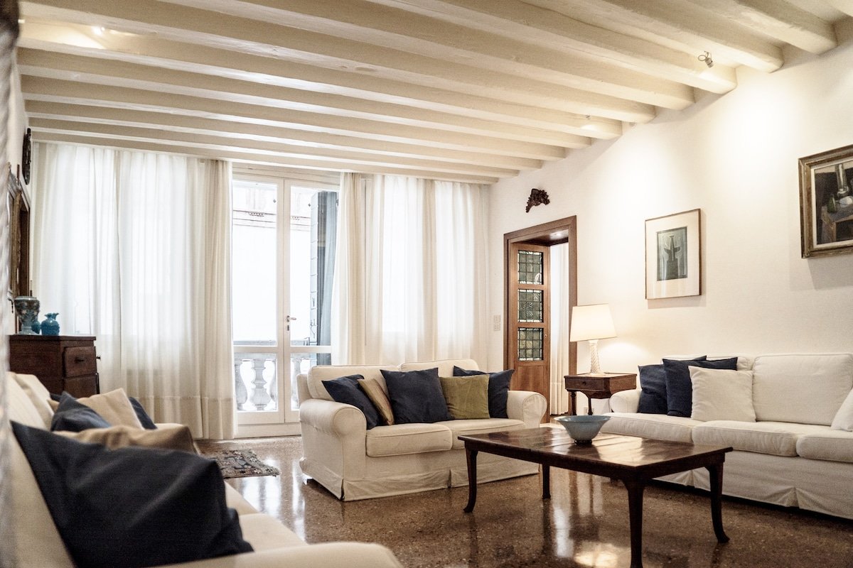 Accademia Terrazza gallery image 3