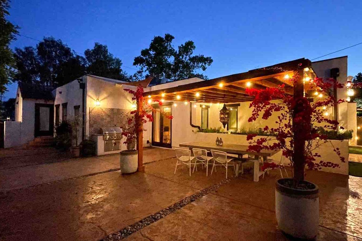 Zen in the City: Stylish Retreat