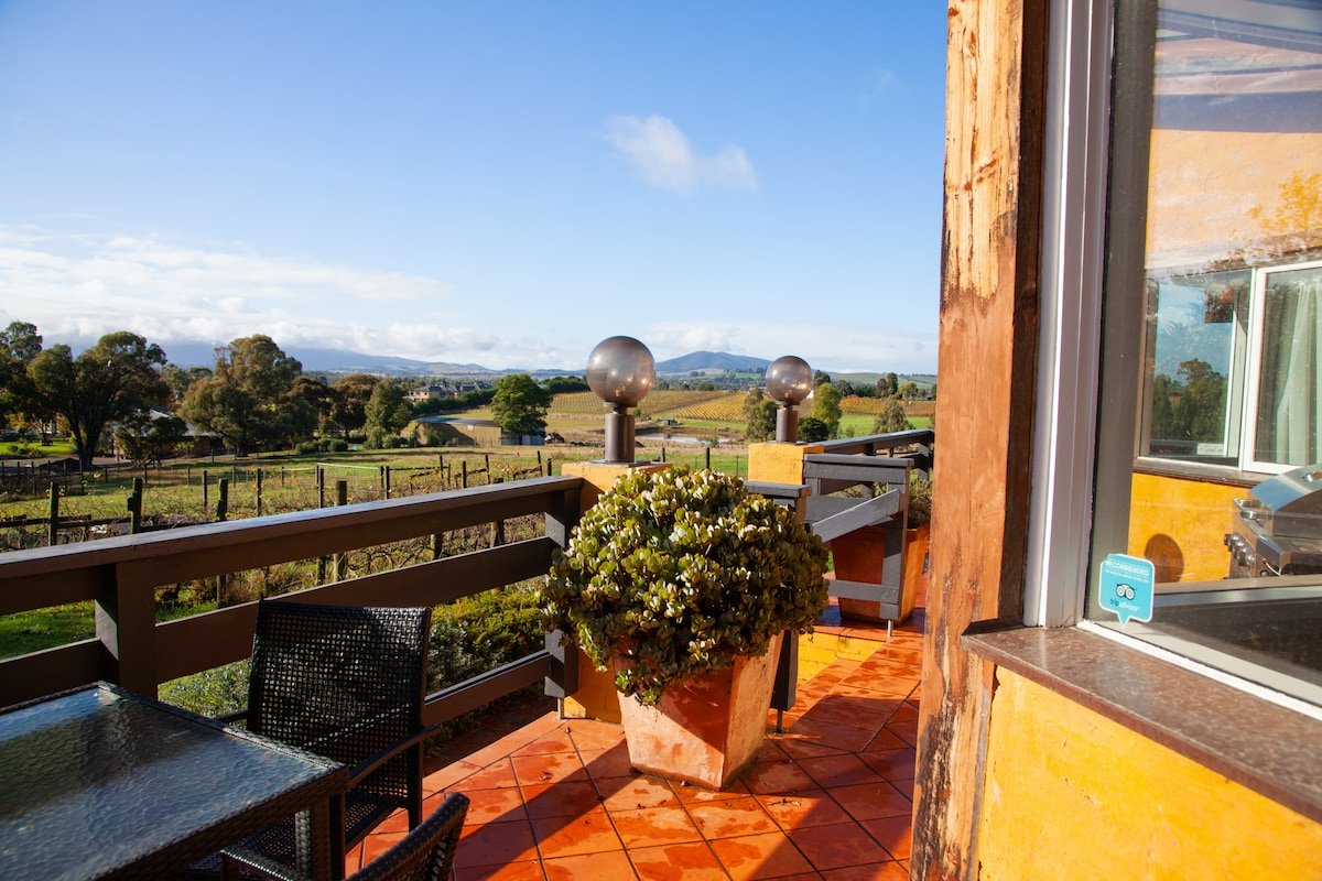 Yarra Glen, the Vines Cottage gallery image 2