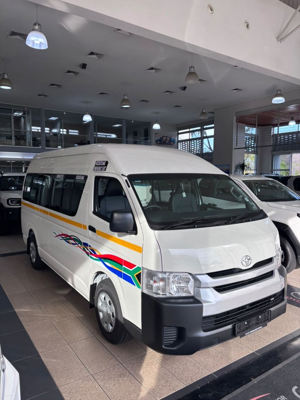 TOYOTA QUANTUM HIACE 2.5 D-4D SESFIKILE 16s for Sale in South Africa