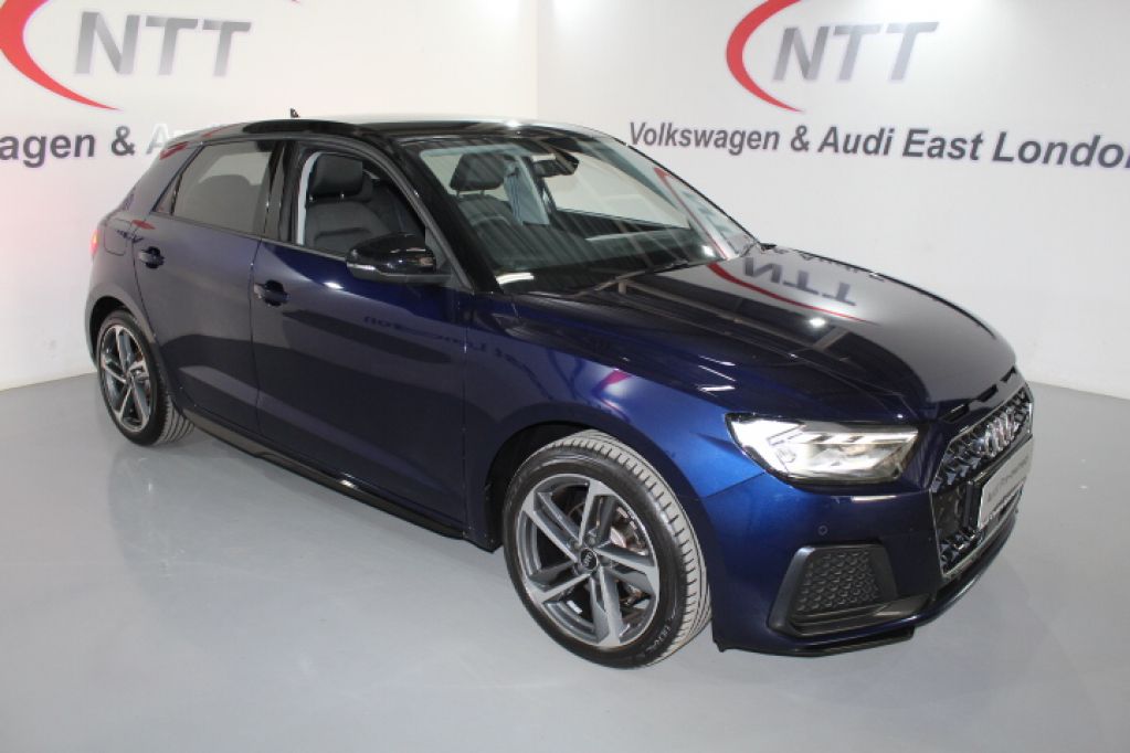 AUDI A1 SPORTBACK 30 TFSI ADVANCED S-TRONIC for Sale in South Africa