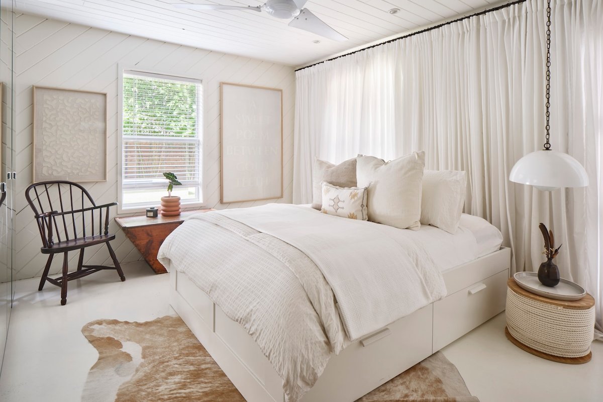 Zephyr House: Hip Bungalow + Pool in East ATX gallery image 4