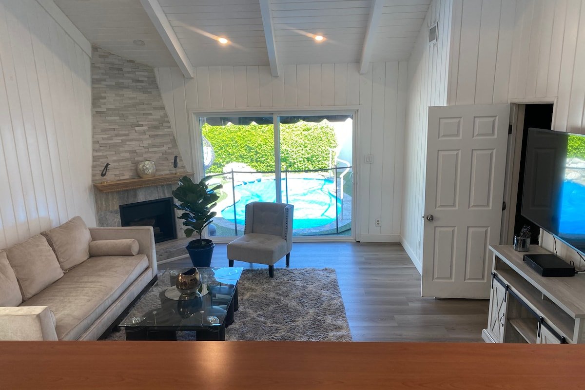 Stunning 5* Beverly Hills remodeled +pool. Safe! gallery image 4