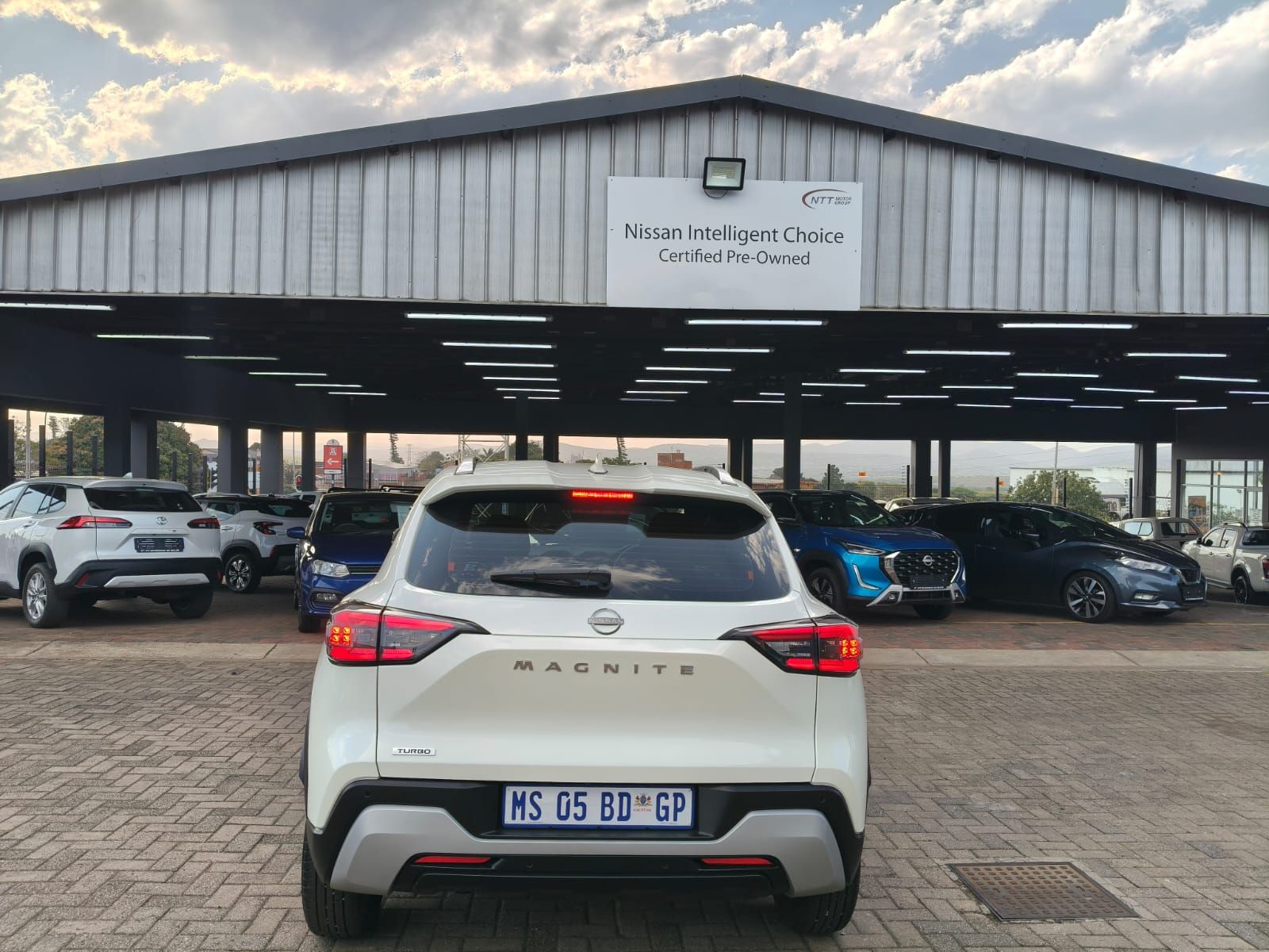 Used car gallery