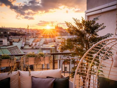 A/C LUX Rooftop APT 6BR+3.5Bath | Wenceslas square