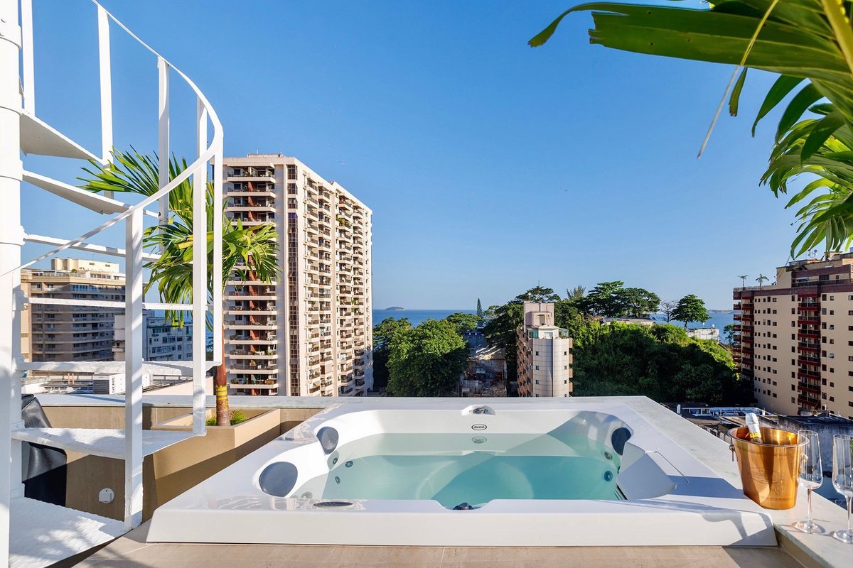 Luxury Penthouse in Arpoador with two jacuzzis