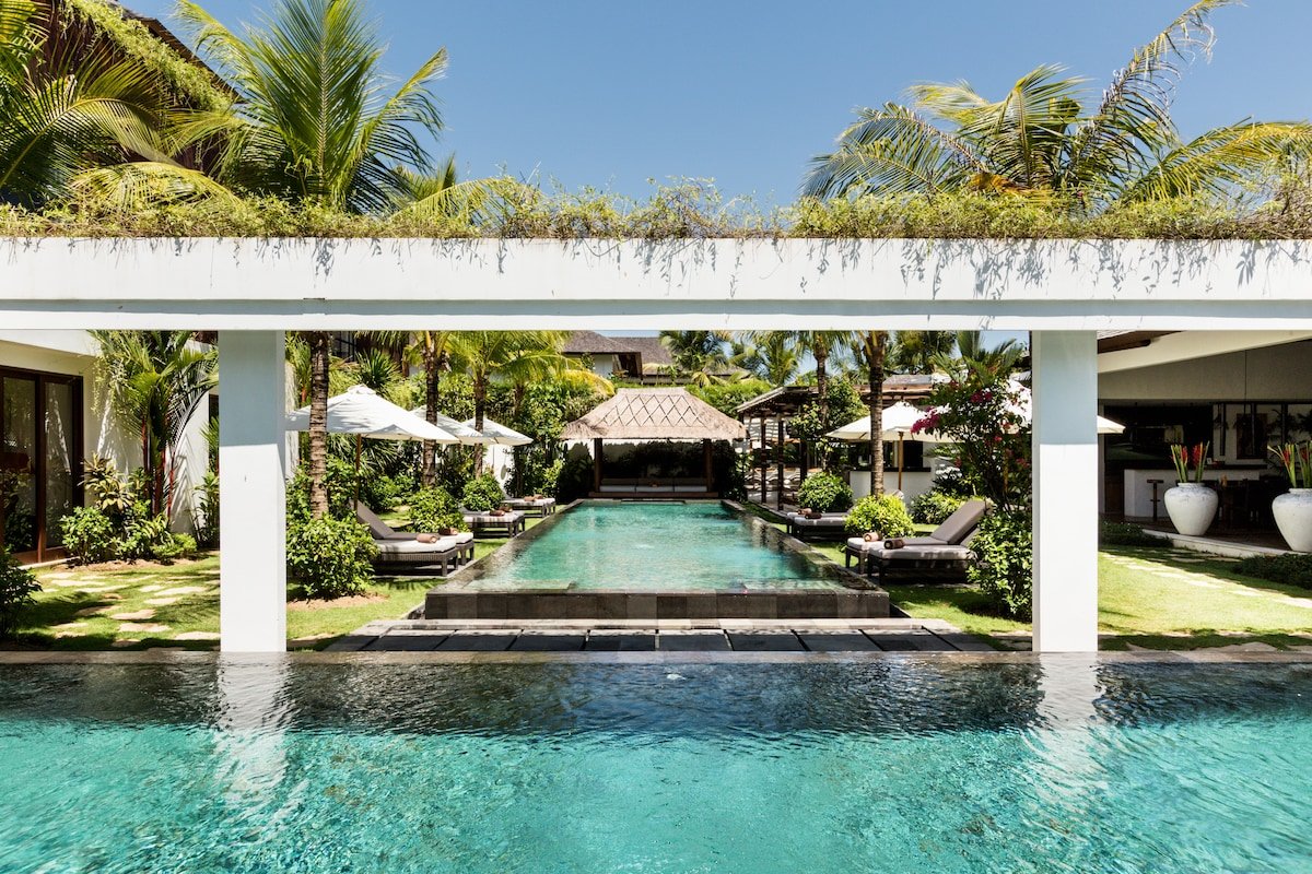 Villa Anam – 10 Bedrooms Villa in Seminyak gallery image 3