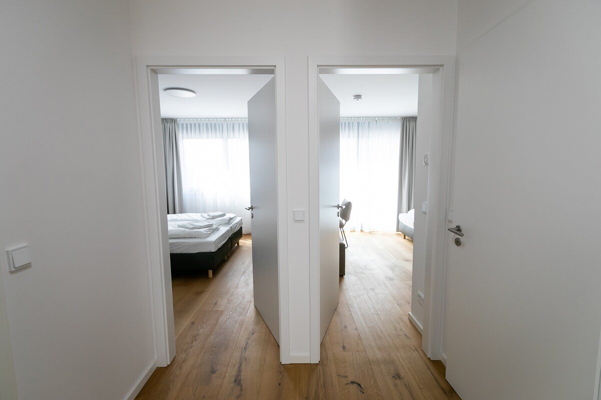 Schöne Zweiraumwohnung im 4.OG mit viel Platz gallery image 4