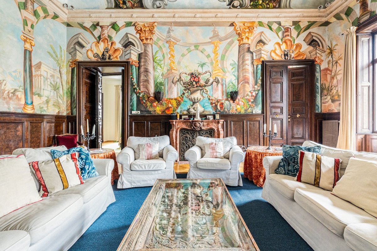 Former Imperial Palace Turned Condo gallery image 2