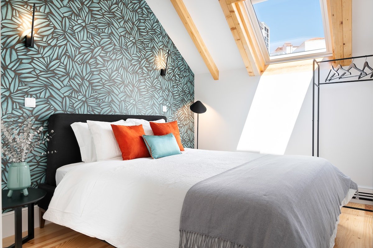 89 T3 – Flores Gem gallery image 3