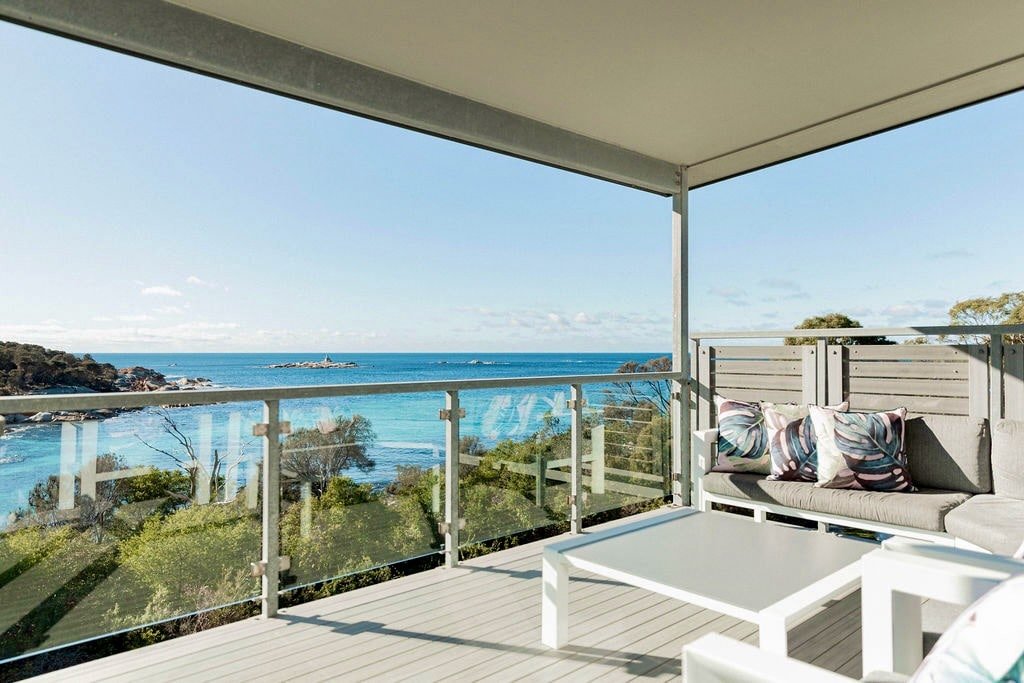 The Cove Bay of Fires gallery image 2