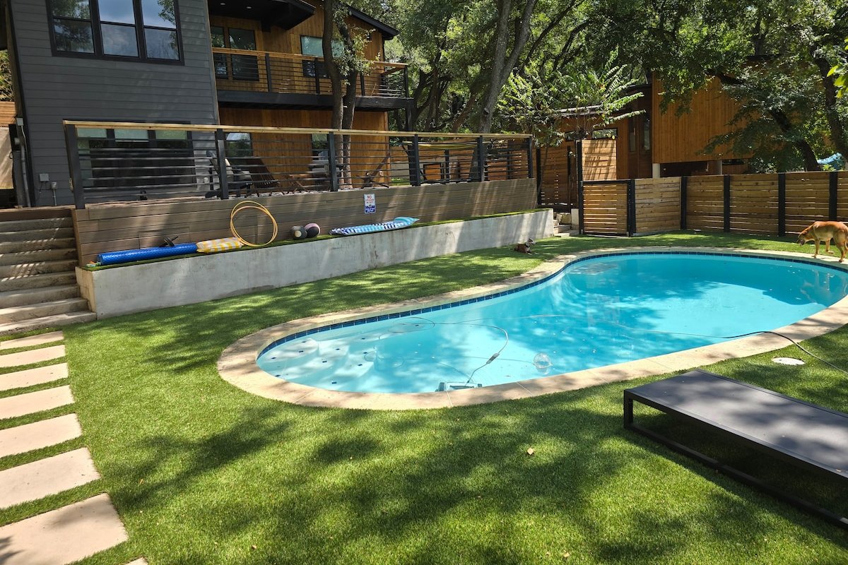 The Spring House. 4 bed 3 bath gallery image 2