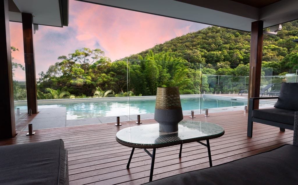 Skybolt Escape – Heated Pool, Pet on app gallery image 4