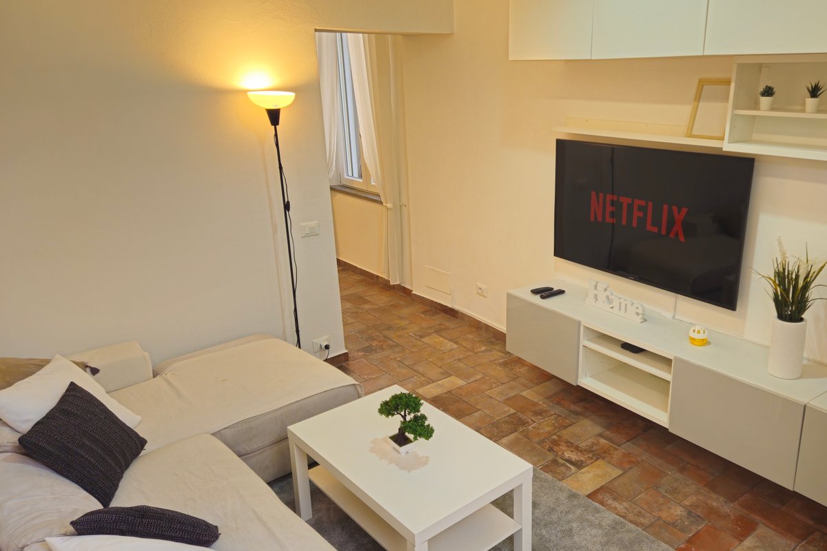 Cozy Modern Apartment with Terrace • Pantheon