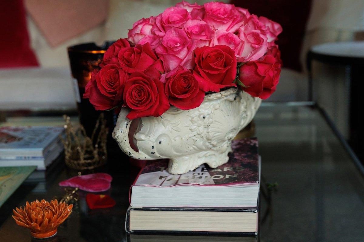 Summit Avenue Luxe Retreat gallery image 5