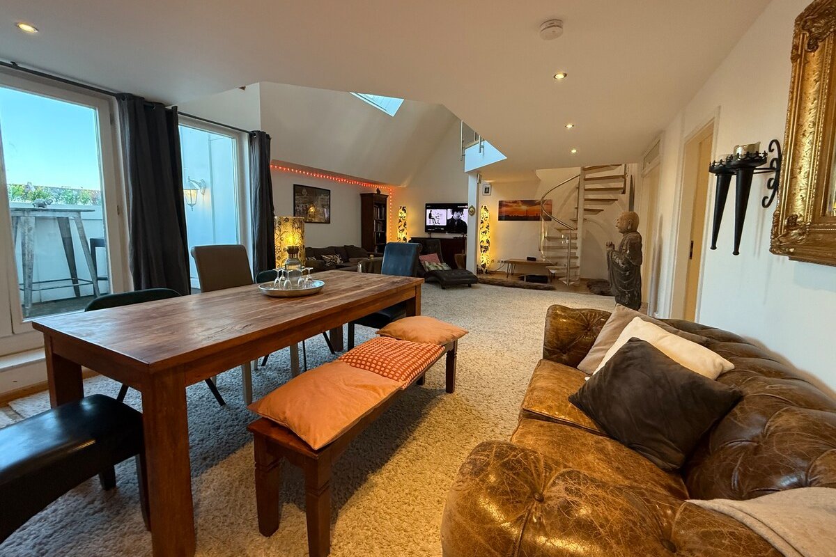 X-large Lifestyle Loft in Prime City Location gallery image 4