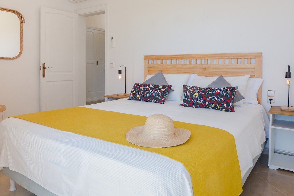 Casa a 5 minutos de la playa en Binibeca, Menorca gallery image 2