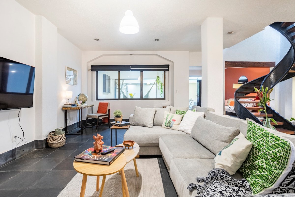 Stunning Home in Condesa Roma Spacious A/C gallery image 3