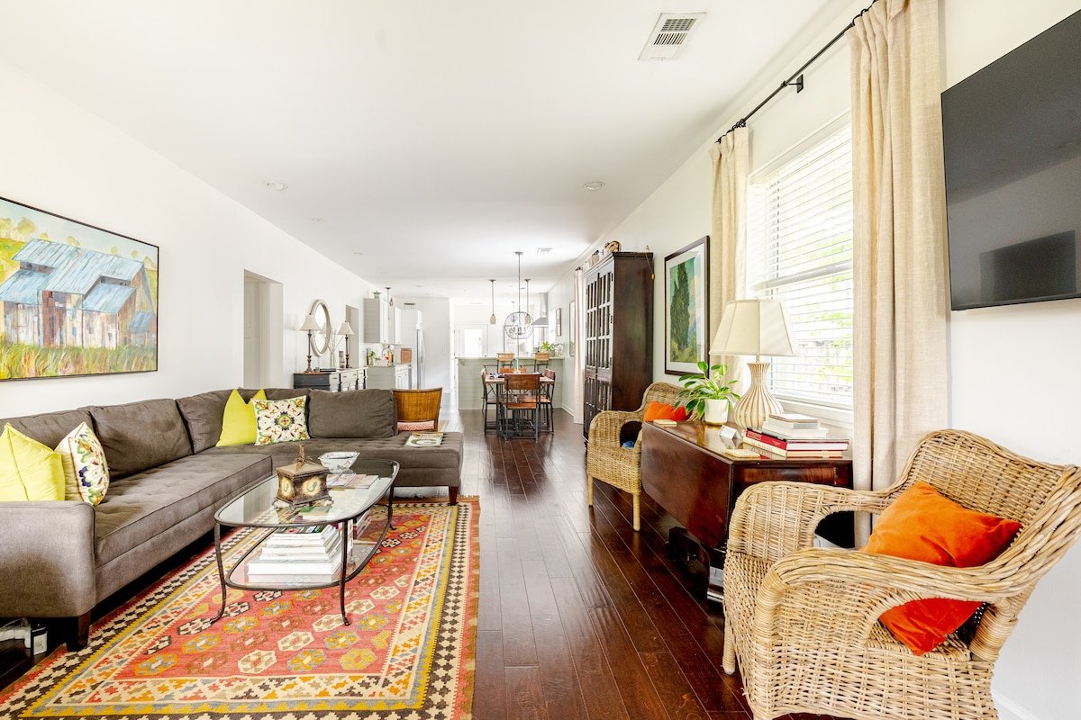 Edgehill Bungalow | Music Row gallery image 2