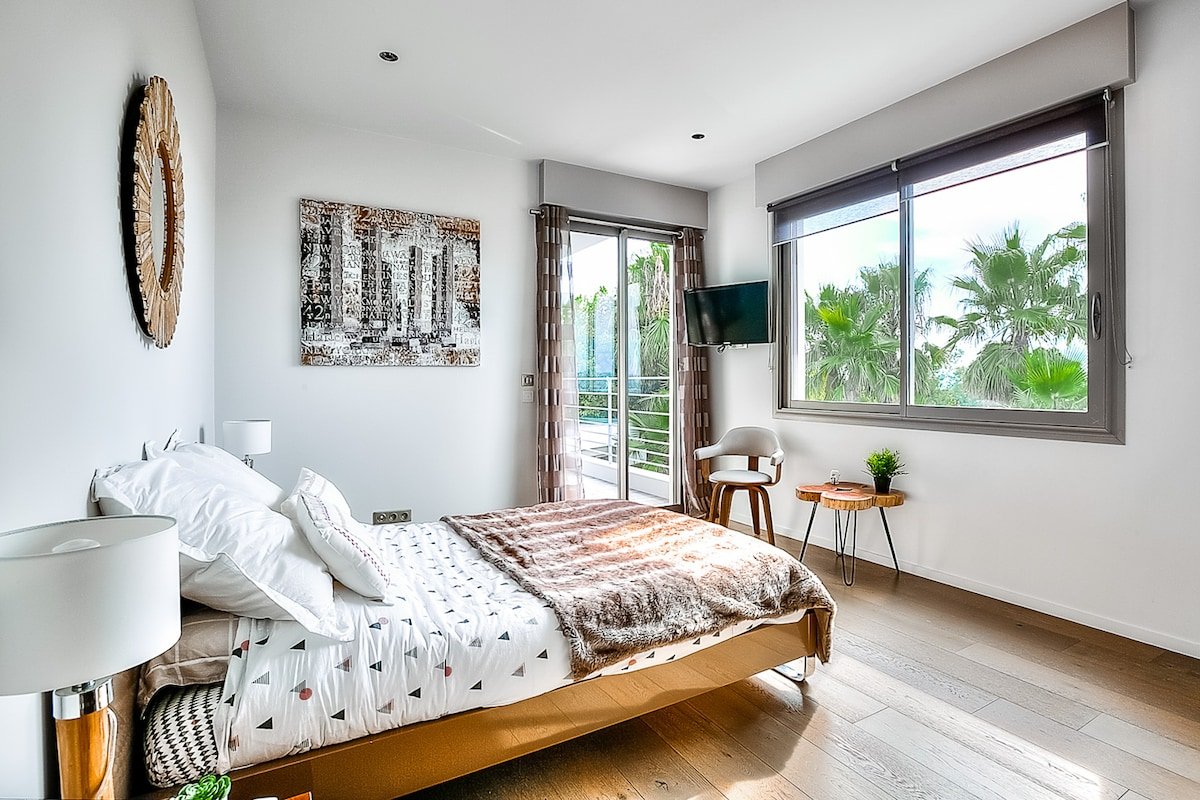 Luxury Villa 10 min from La Croisette Peace & View gallery image 5