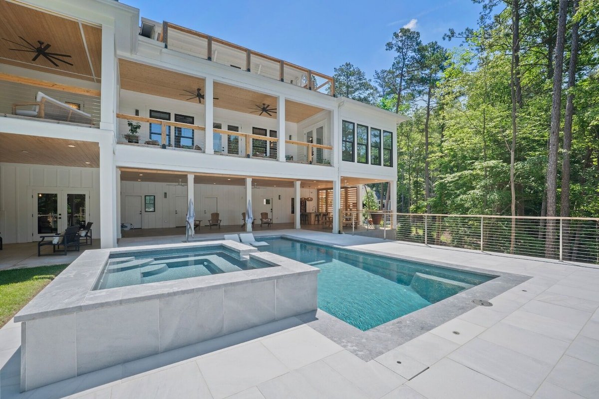 Southern Belle by SoCharm | Lakefront Charm w/Pool