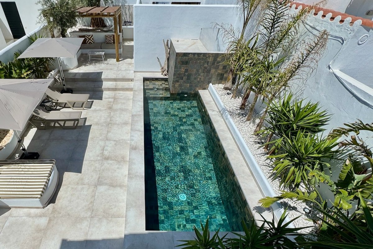 NoBeVIP – House on the beach Punta Prima gallery image 4