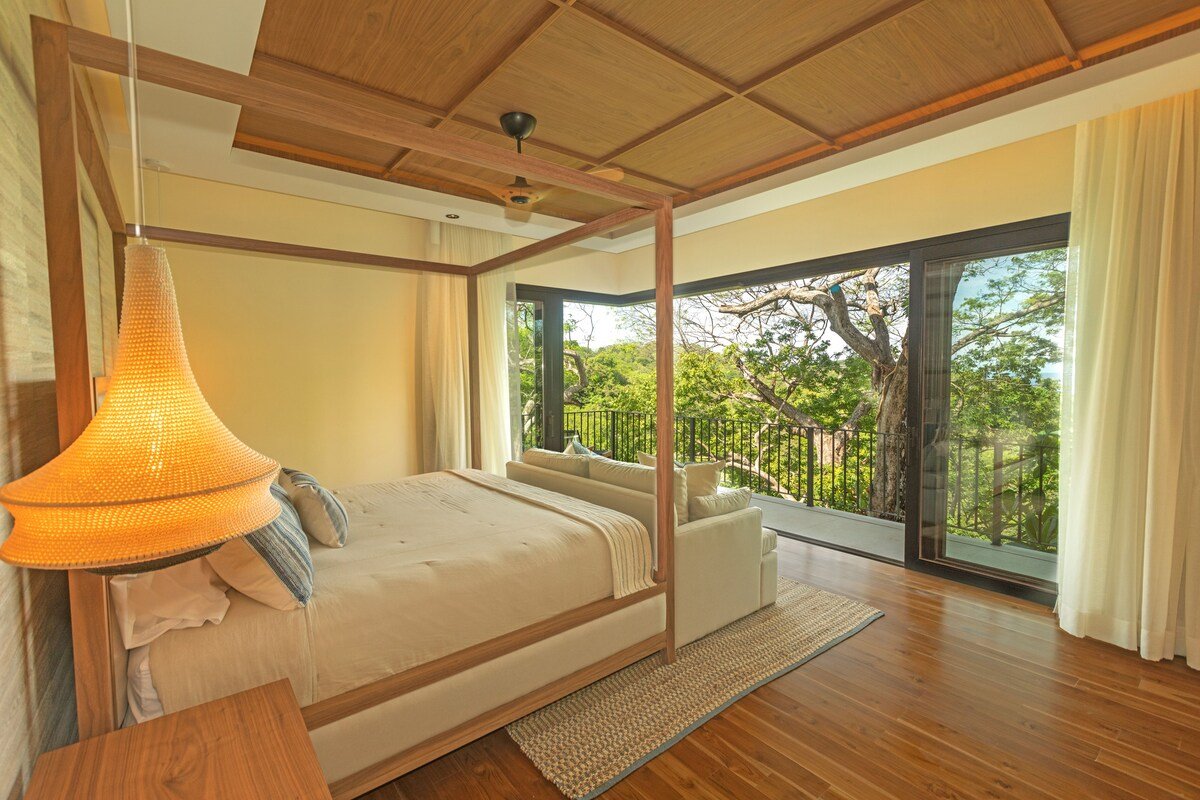 Papagayo Paradise 7BR Villa w/ Breathtaking Sunset gallery image 2
