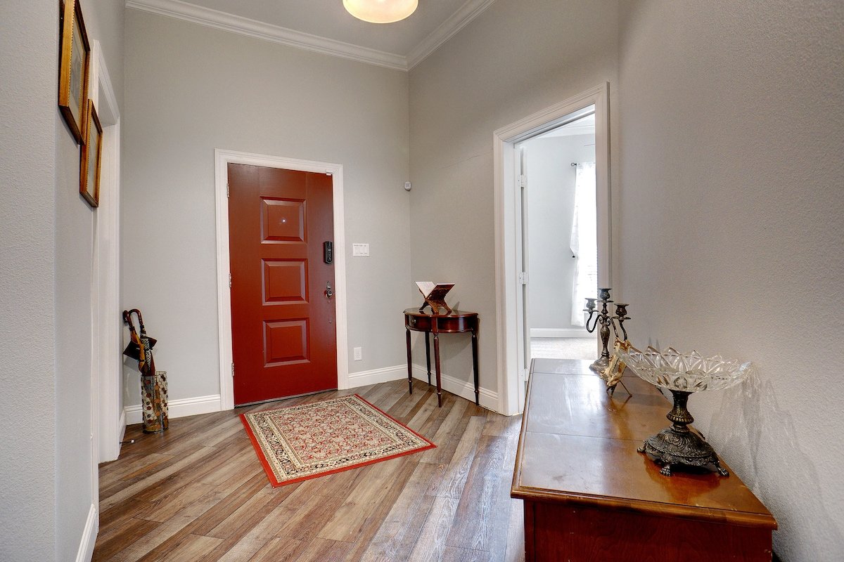 Minutes from Stockyards & Cultural District gallery image 4