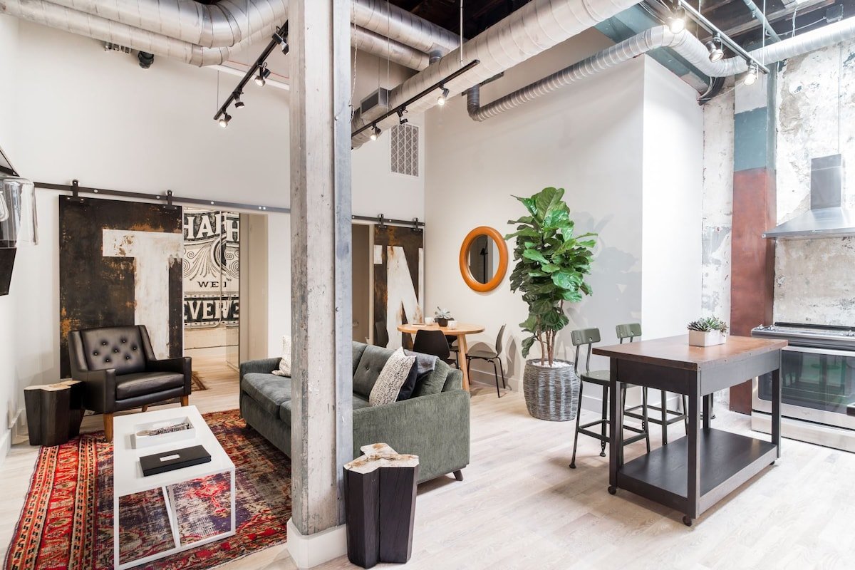 2BR Loft: Heart of Downtown Nashville! gallery image 2