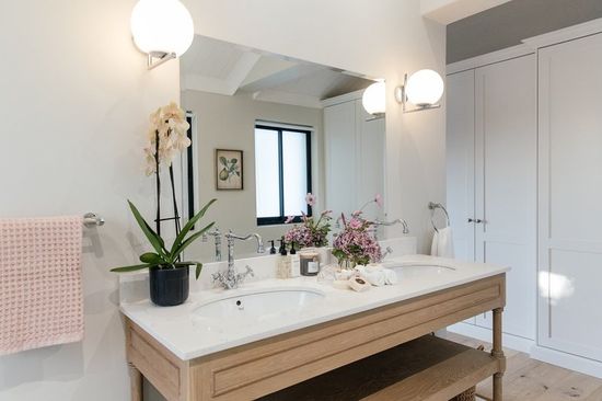 Mountain House Photo 2