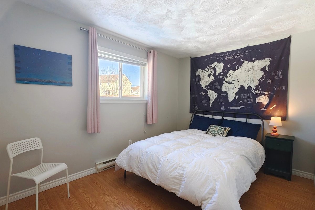 Bonny’s Apt | Close to Magic Mountain & Lots Food! gallery image 4