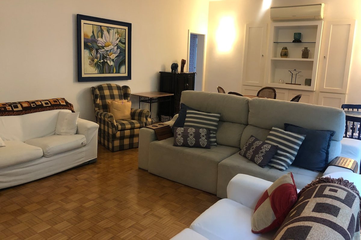 NOVO -A dez passos do mar! gallery image 3